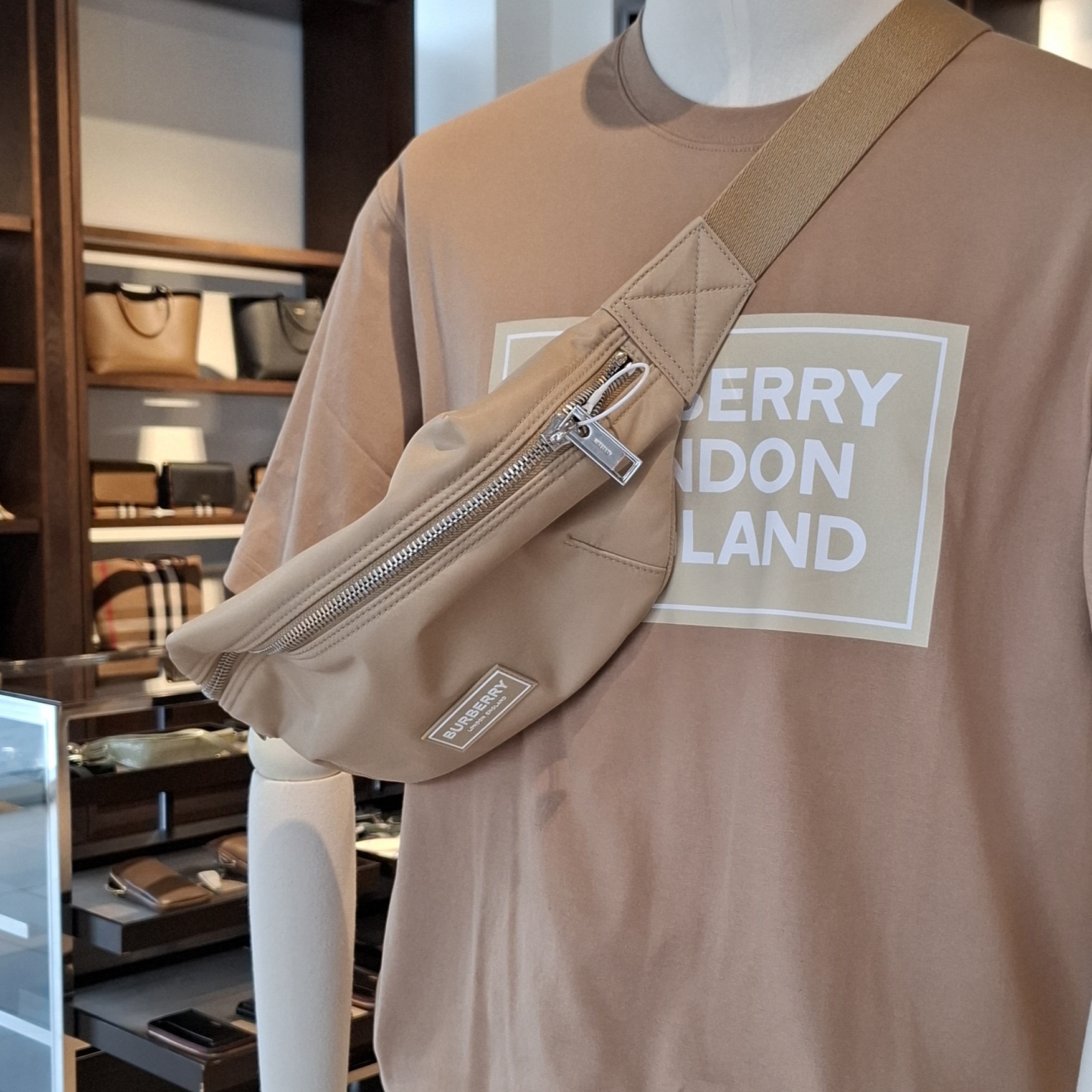数量限定!EXPRESS便可◎ BURBERRY 2色選べる*クロスボディバッグ