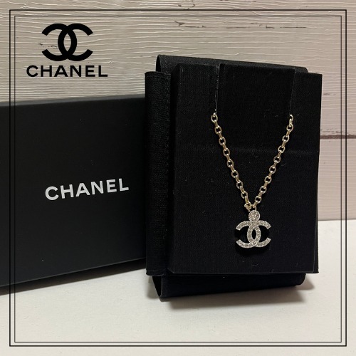 【首元が華やかになる♡】CHANEL CCロゴ ネックレス