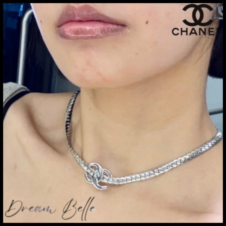 【華やかさをプラス】CHANEL メタルチェーンネックレス