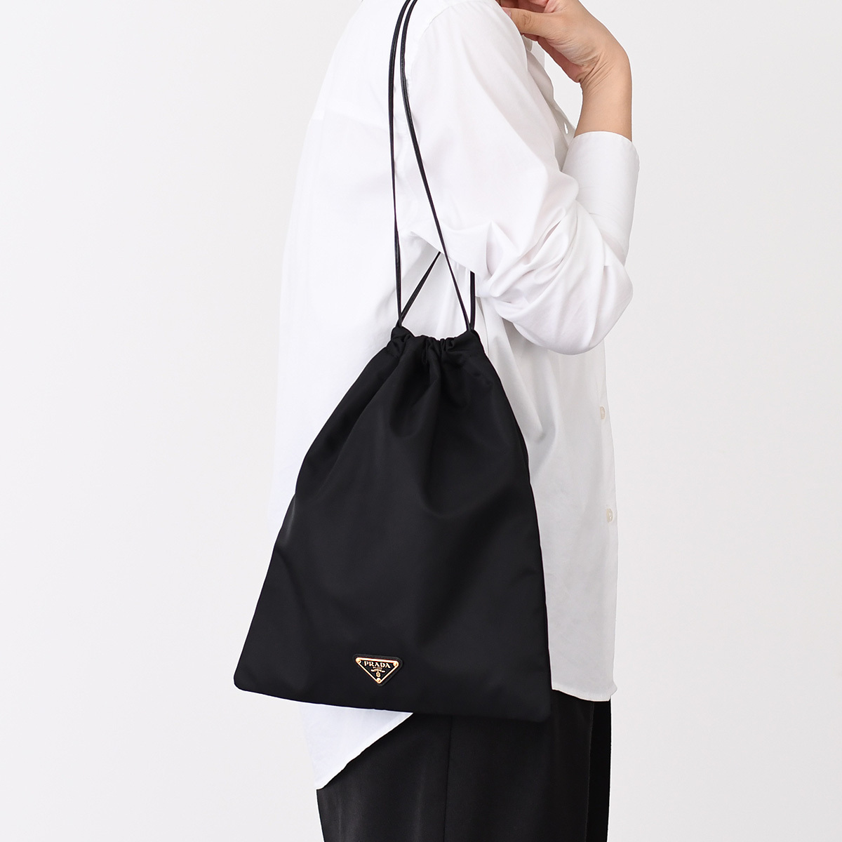 【国内即発】PRADA Re-Nylon ポーチ