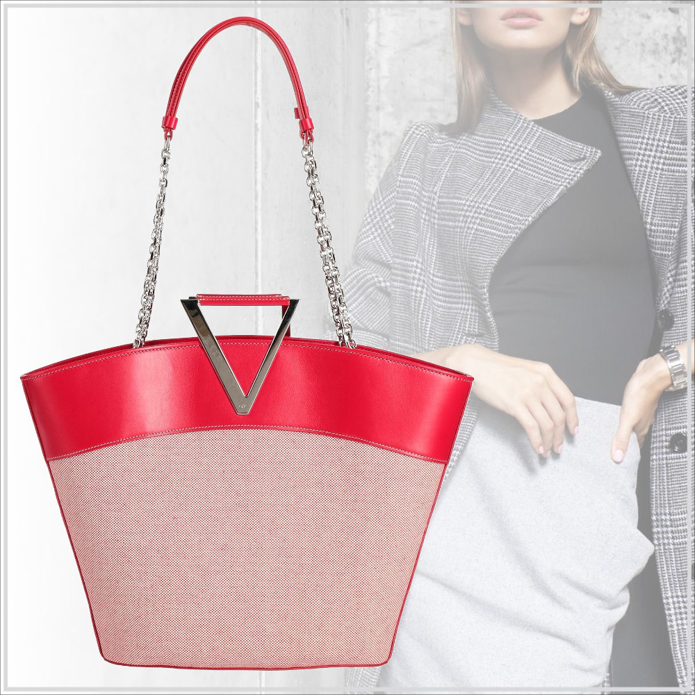 パリ発【Roger Vivier】キャンバス ミディアム ショルダーバッグ