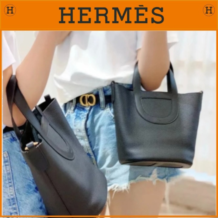 洗練さと共に☆HELMES In-the-Loop 23 バッグ