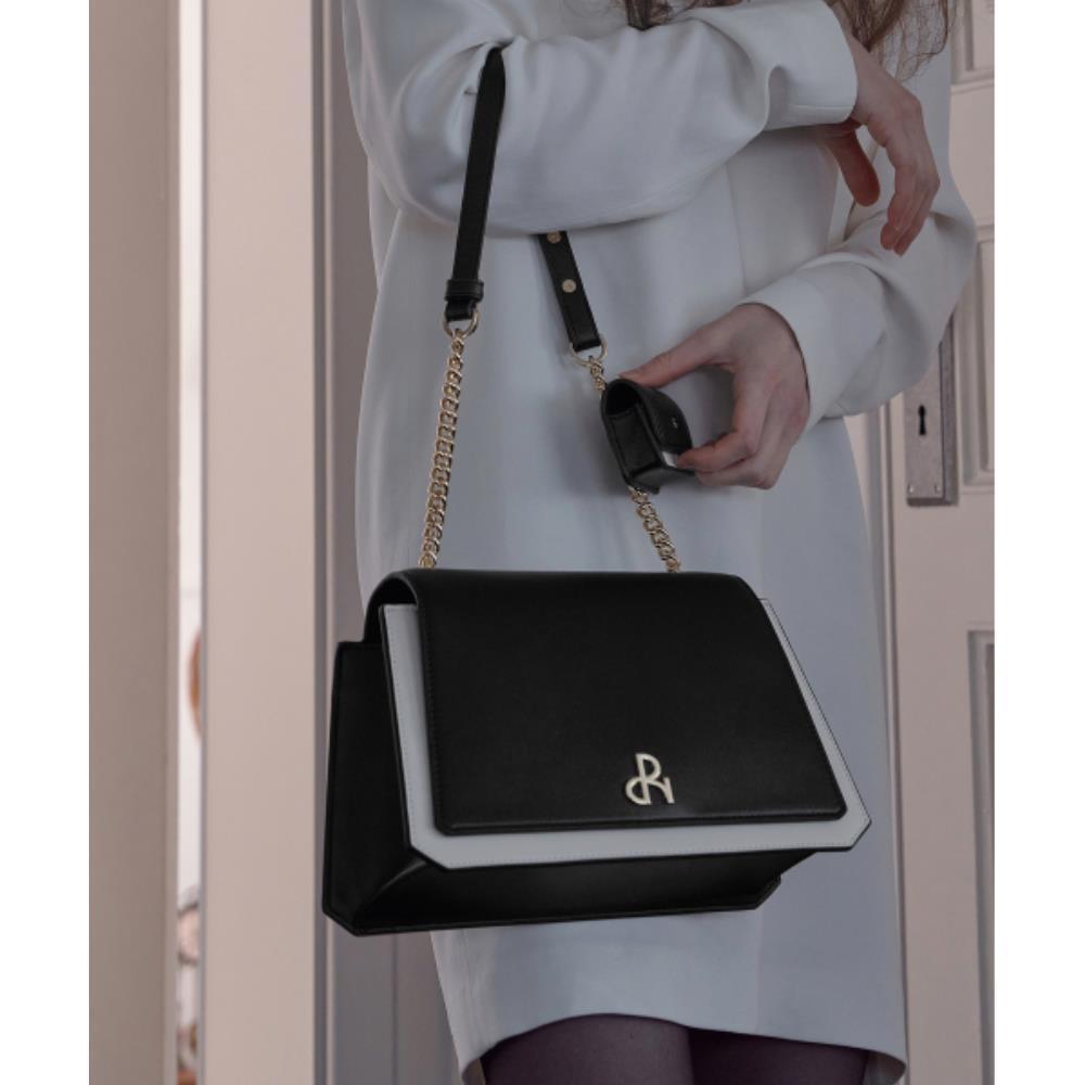 ★TOUT Y EST★ Tembo Bag 3 Colors TAMBOR