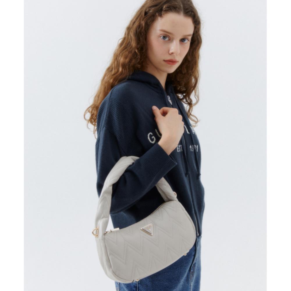 ★TOUT Y EST★ EDA Soft Quilted Hobo Shoulder Bag HO3A3A11