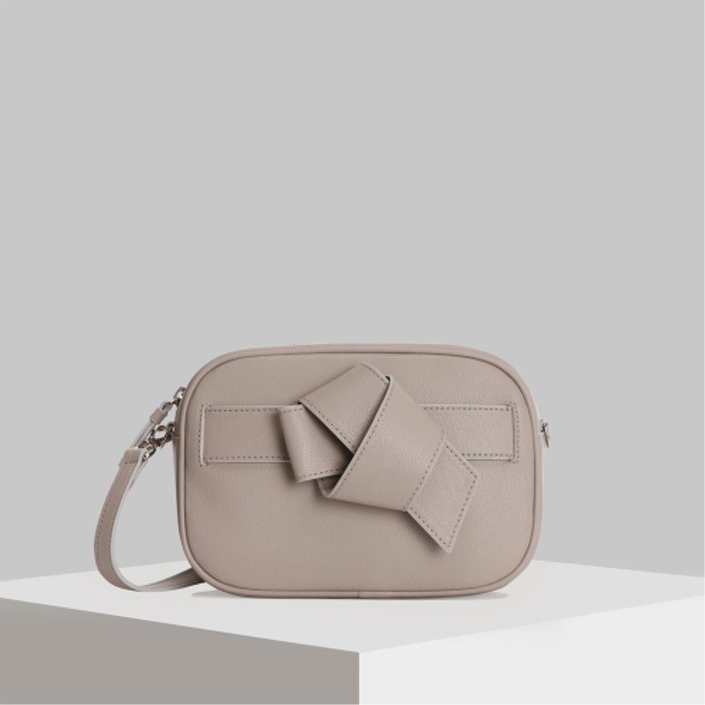 ★TOUT Y EST★ Knut Cassette Nomad Beige BOBBAUS524BE000