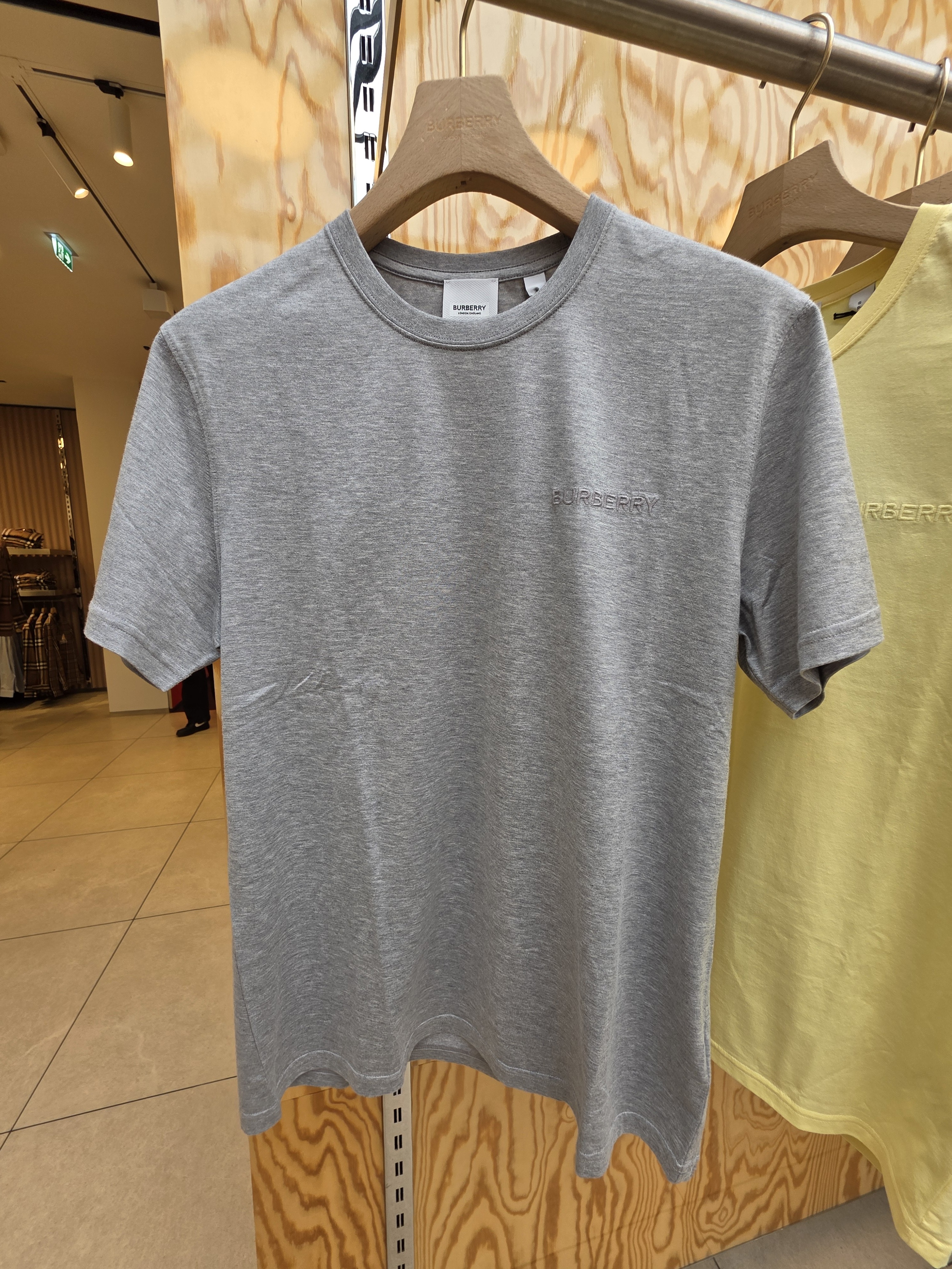 [BURBERRY] バーバリーJENSON 刺繍ロゴメンズTシャツPALE GREY