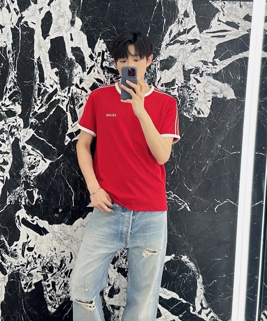 《CELINE》国内発送 セリーヌ レギュラー Tシャツ