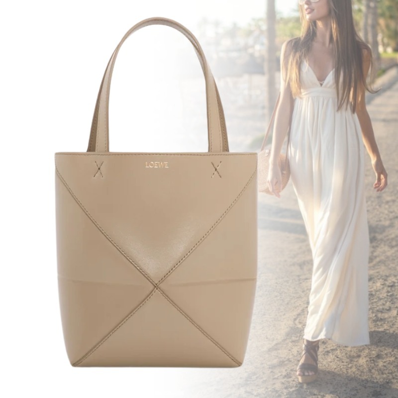LOEWE ロエベ パズル トートバッグ ミニ シャイニーカーフ