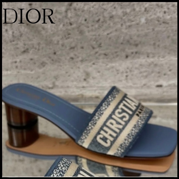 【キレイめ×カジュアル！】DIOR Dway スライド ヒールサンダル