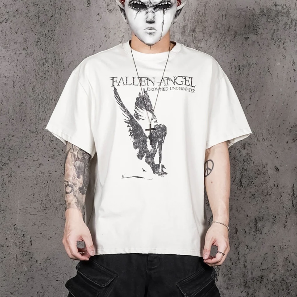 国内で当店のみ UNDERWATER - Fallen Angel Distressed T-Shirt