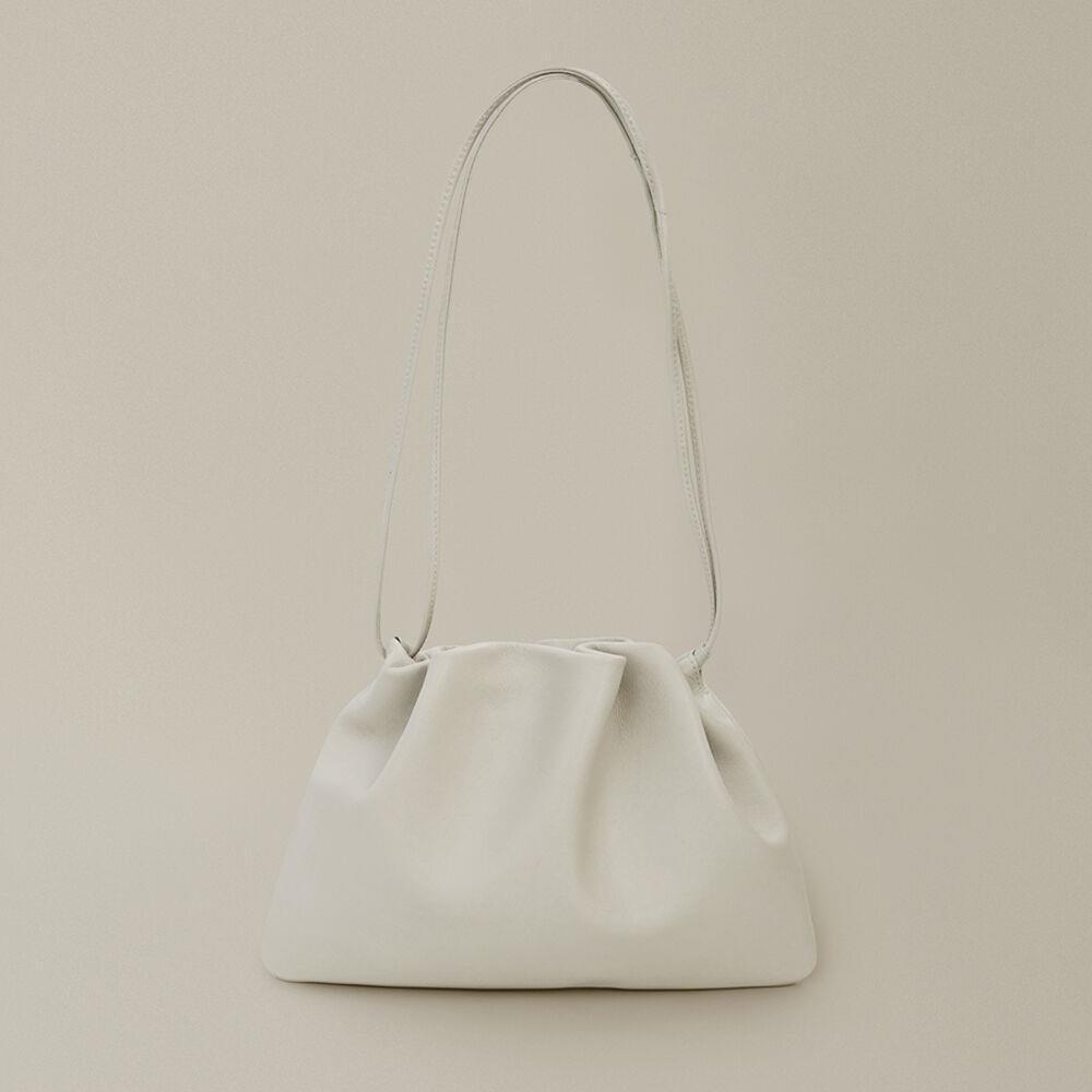 ◆NOTHING WRITTEN◆ Nella strap bag (Light beige)