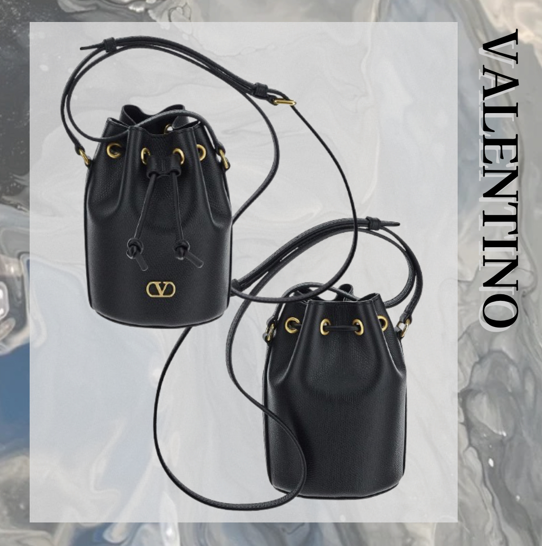VALENTINO レザー ロゴ バケット バッグ ブラック【注目商品】★