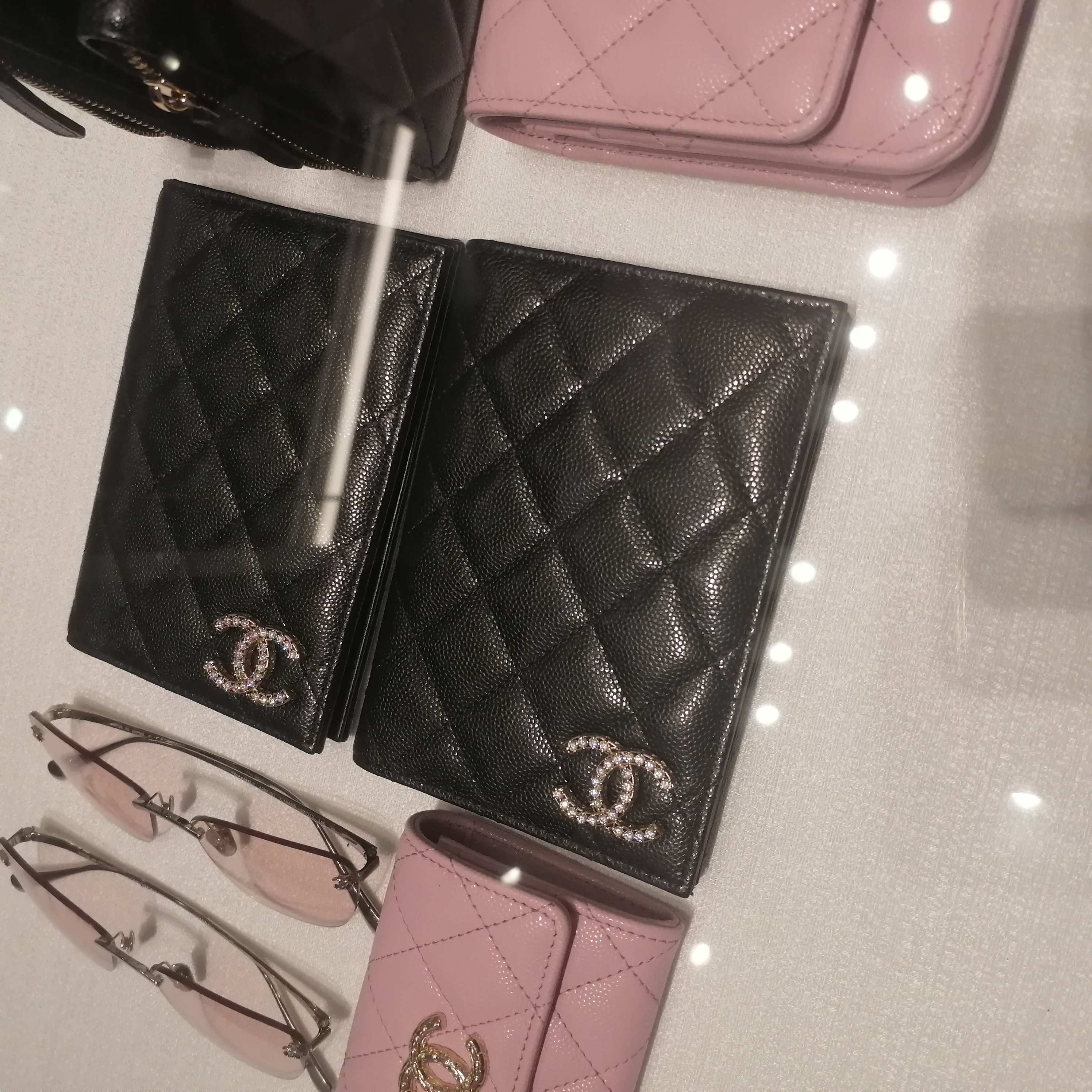 CHANEL シャネル  パスポートケース ブラック