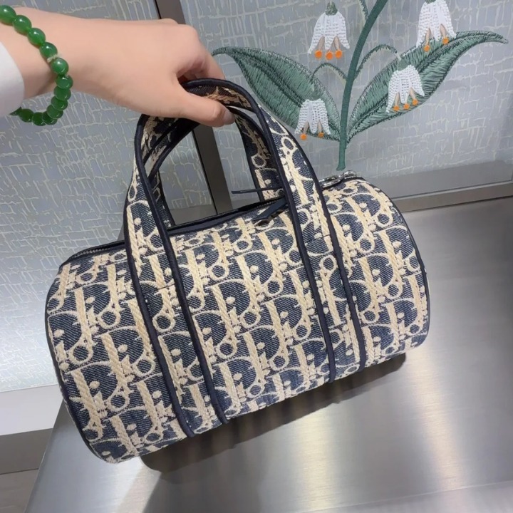 《ギフトにも最適☆》Dior 25AW ジップ付き オブリーク バッグ