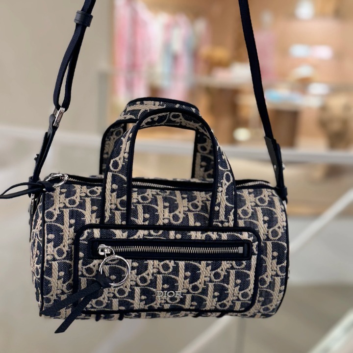 《ギフトにも最適☆》Dior 25AW ジップ付き オブリーク バッグ