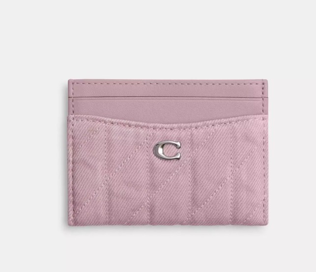 COACH キルティング加工のエッセンシャルカードケース