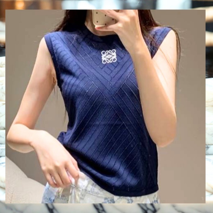 ≪気品溢れる≫【LOEWE】ストレッチレーヨンブレンド トップス