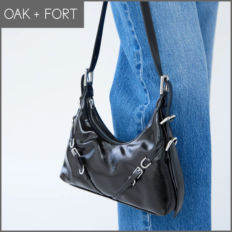 [OAK + FORT] ヴィーガンレザー・ジップ・ショルダーバッグ
