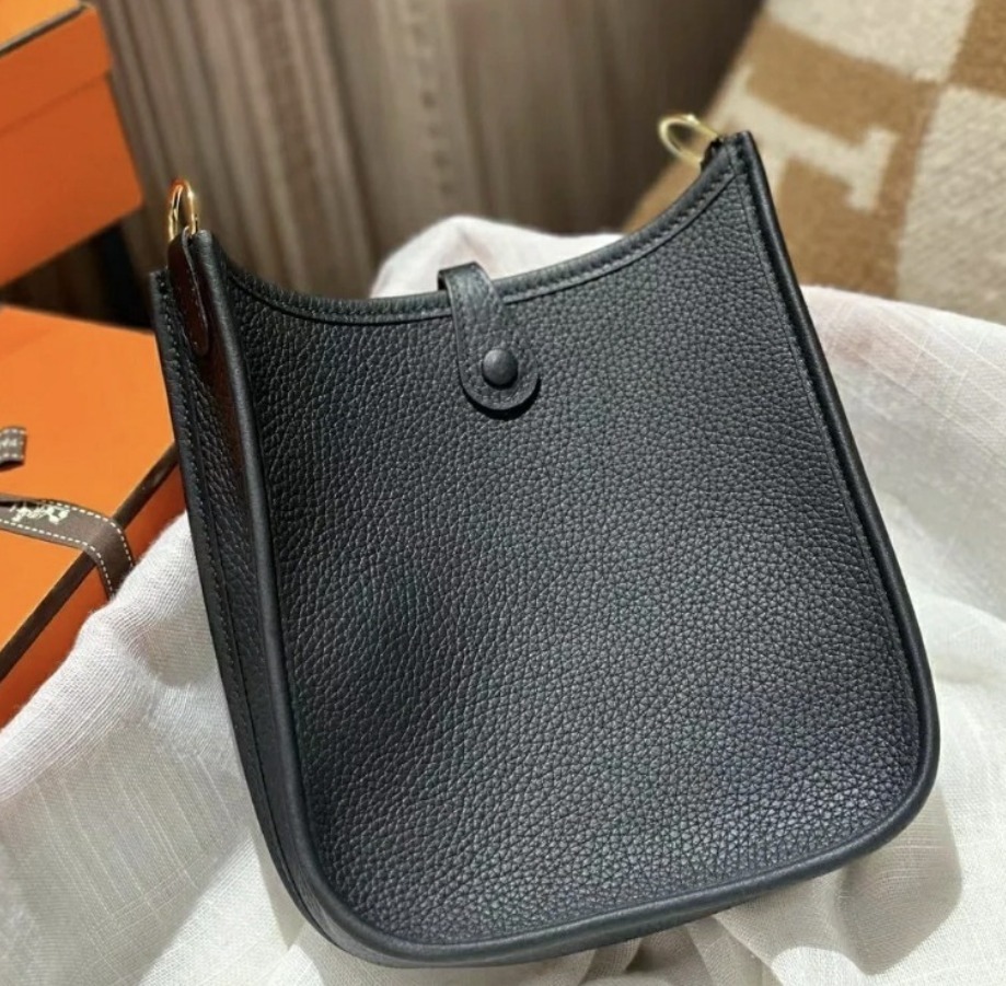 《大人気アイテム♡》HERMES エブリンミニ