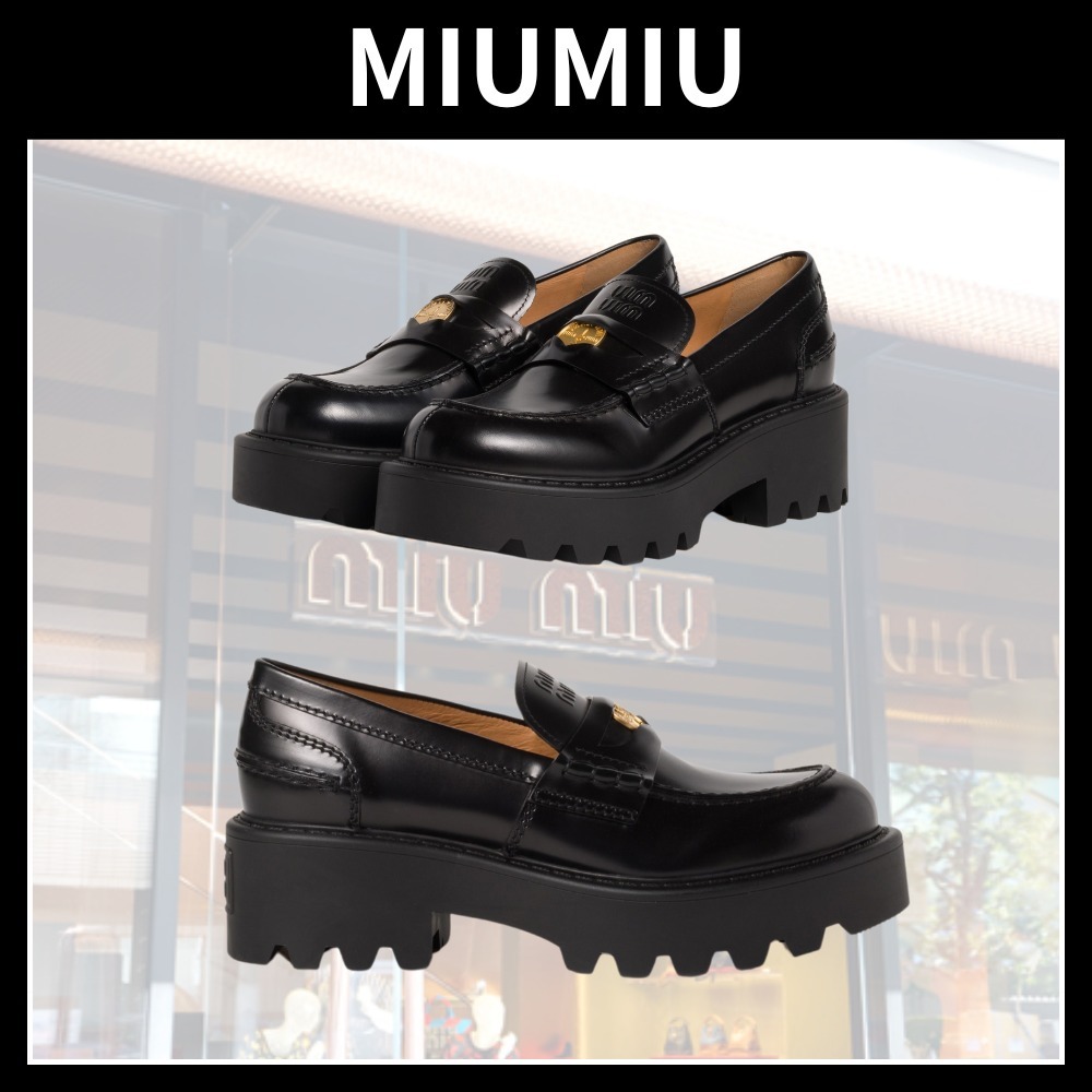 ★MIUMIU サテンドレザーローファー★