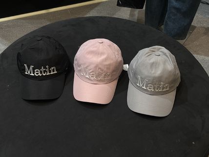 グレー（灰色）系 Matin Kim(マーティンキム) キャップ