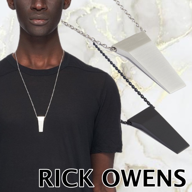 【RICK OWENS】真鍮製トランクチャームネックレス