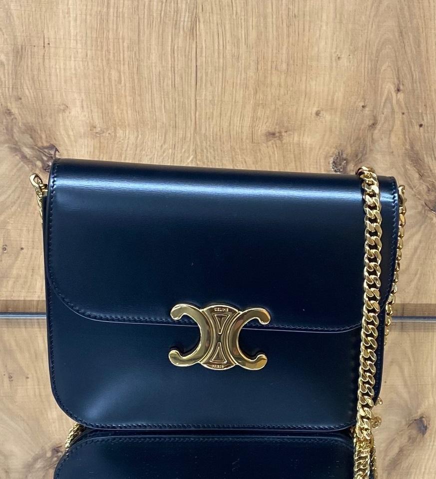 CELINE カレッジ トリオンフ ショルダーバッグ_Shiny Calfskin