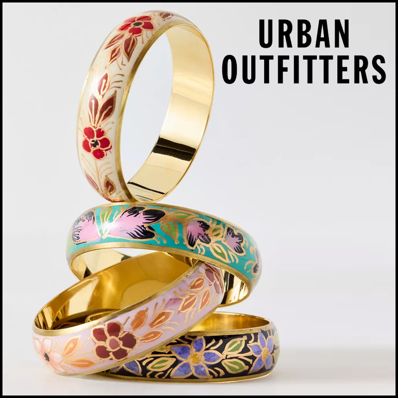 Urban Outfitters☆ エレガントな花柄エナメル・カフスバングル