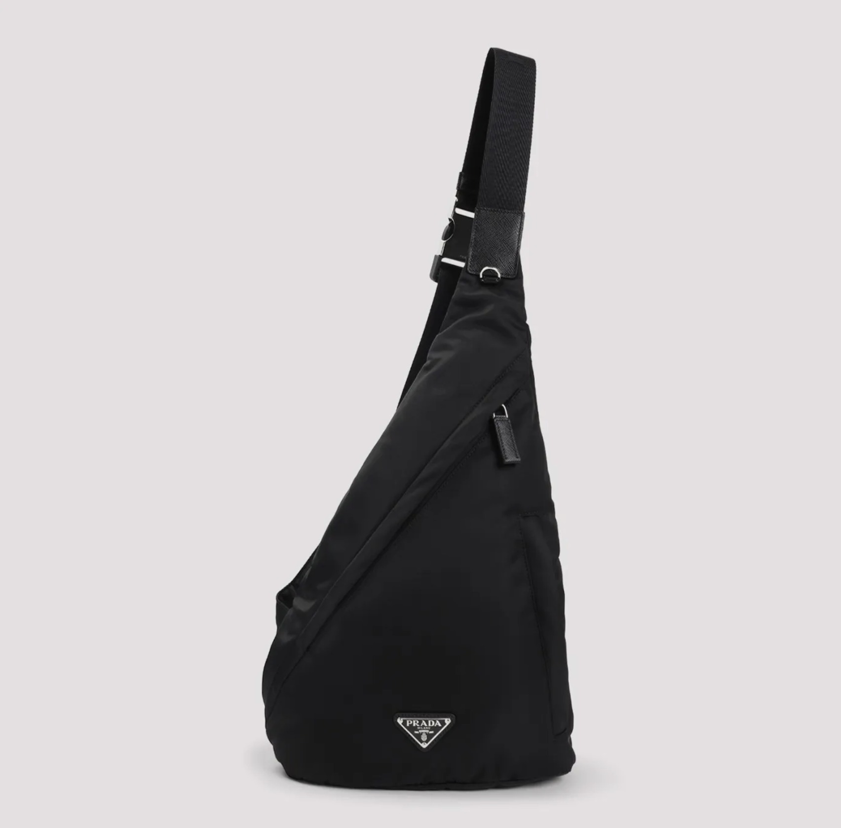 PRADA プラダ ロゴ バックパック リュック カバン 関税送料無料