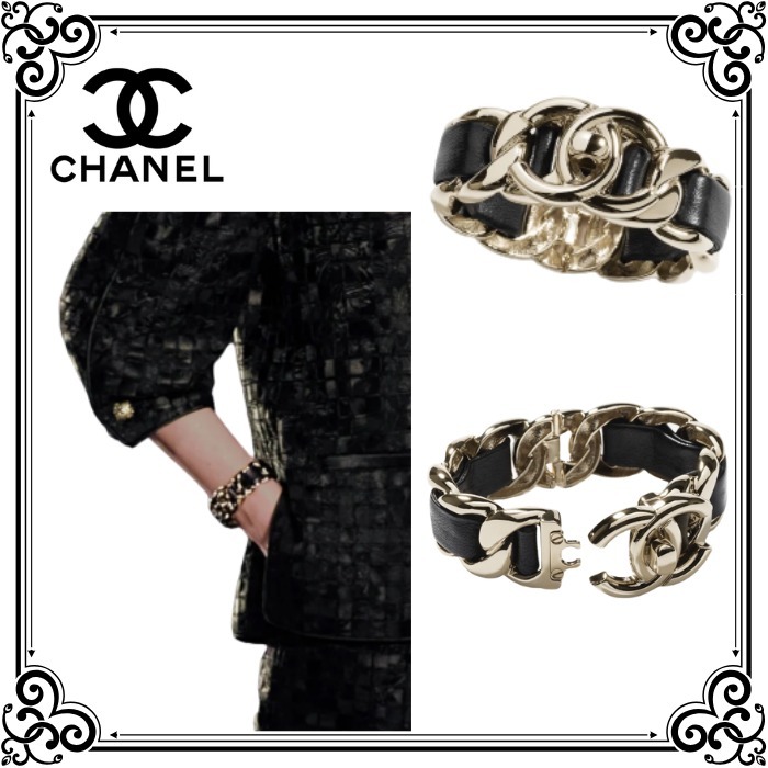 ゴールド＆ブラックがクール★【CHANEL】ブレスレット