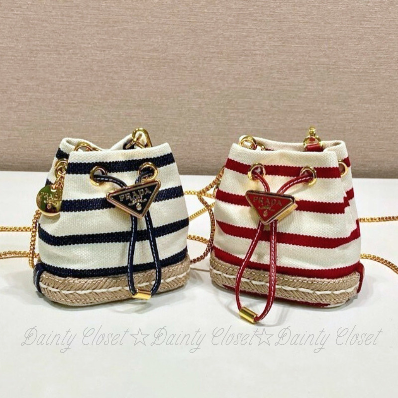 PRADA プラダ ミニポーチ ファブリック ストライプ メタルロゴ