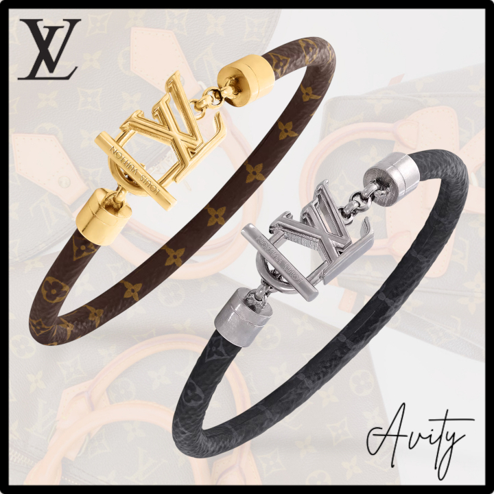 【留め具のLVがお洒落♪】Louis Vuitton ブレスレッド