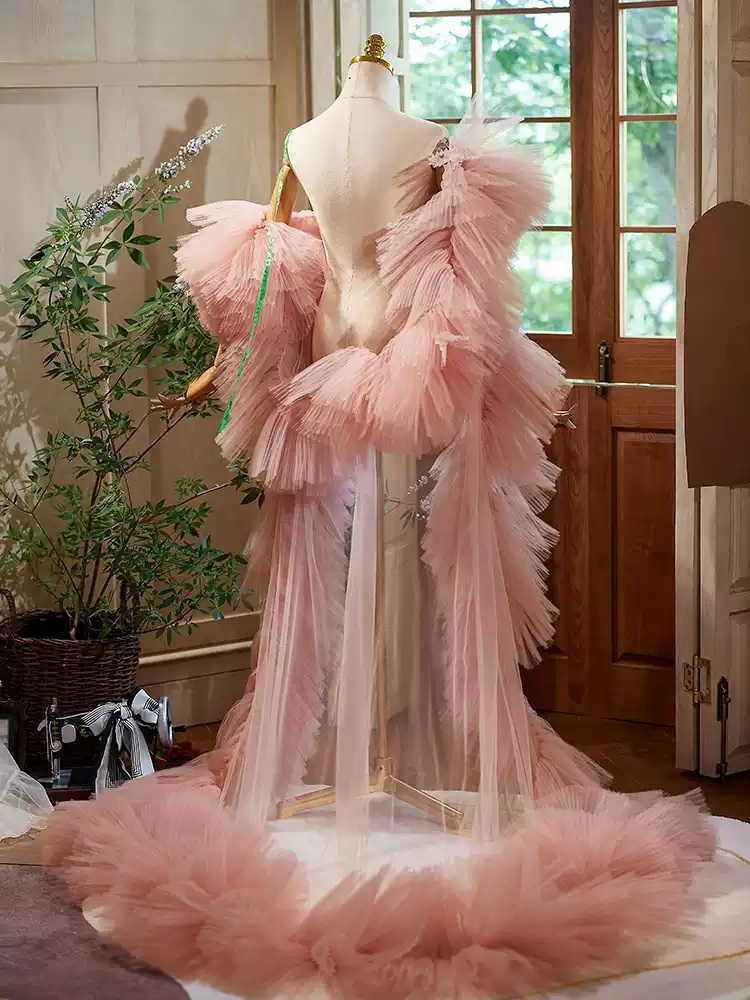 【お手持ちのドレスに合わせて】ピンクロングボリュームボレロ