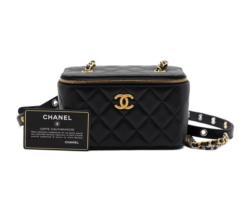 CHANEL ブラック ラムスキン バニティ マルチ ショルダーバッグ