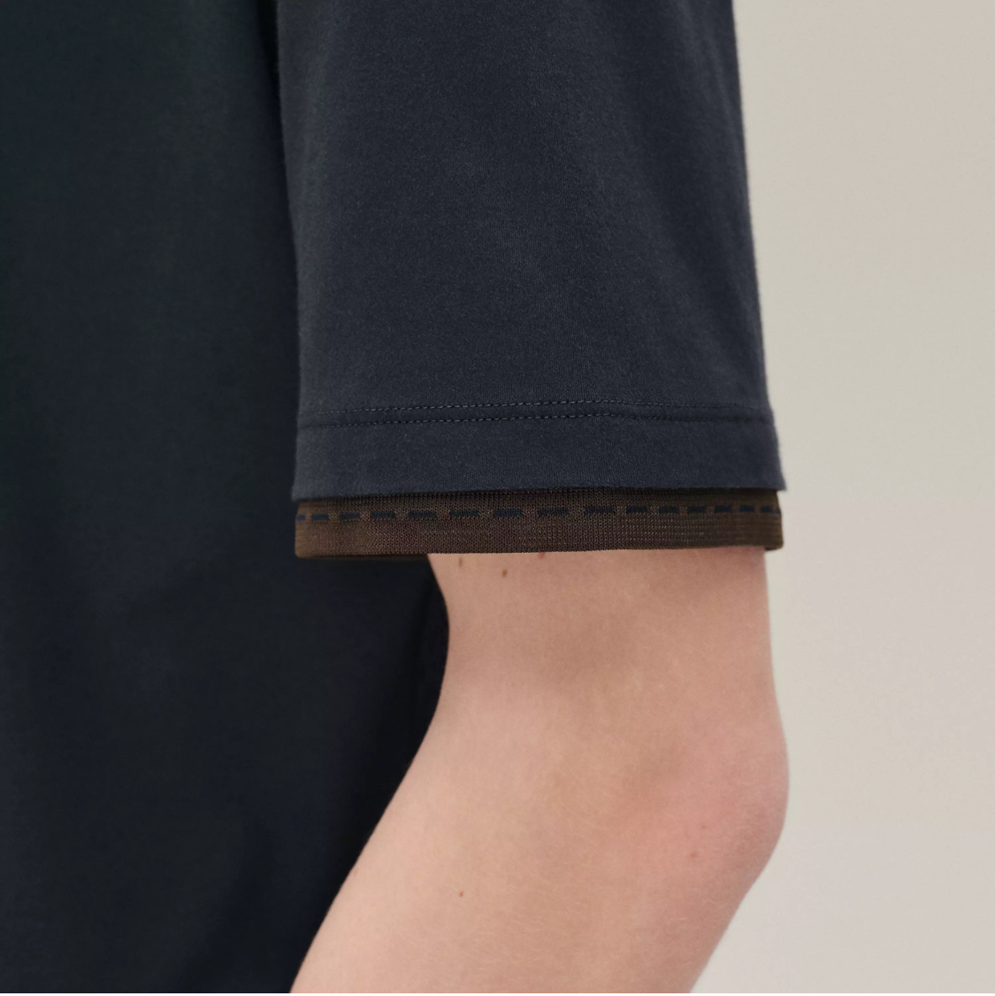 【25AW新色！】HERMES Tシャツ《サドルステッチ》コットン