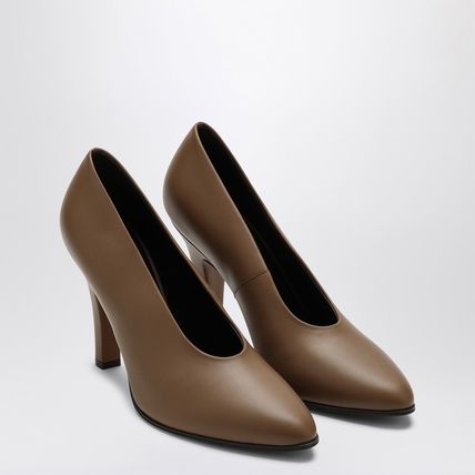 Liisa Kitten Heel Brown in Satin – The Row