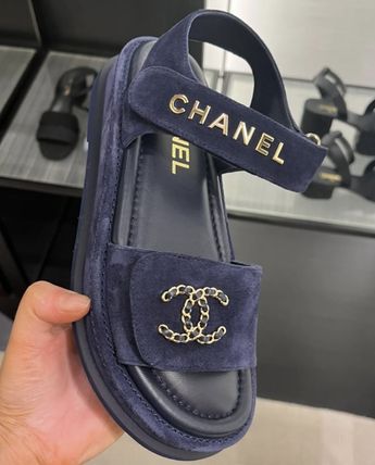 ネイビー（紺）系 CHANEL(シャネル) サンダル・ミュール