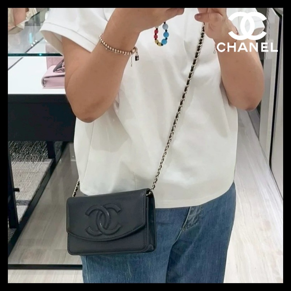 【永遠のクラシックデザイン★】CHANEL チェーンウォレット
