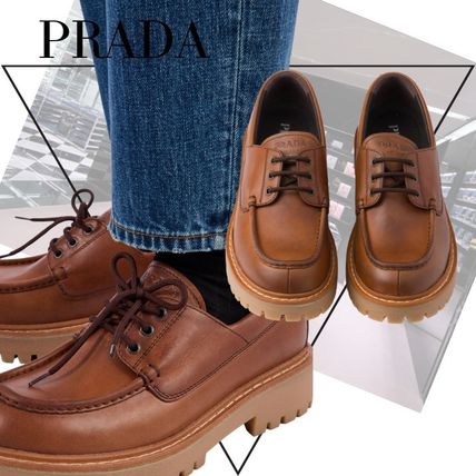 PRADAエアソールウイングチップレザーシューズ - メルカリ