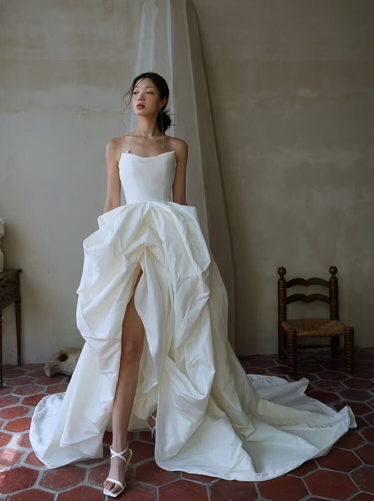 オフショルダースリットウェディングドレス結婚式