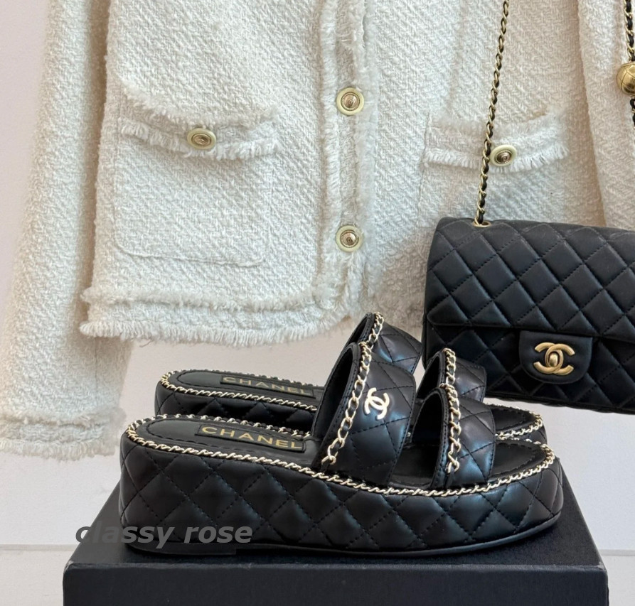 CHANEL《夏の足元もお洒落に決まる》サンダル サンダル 厚底