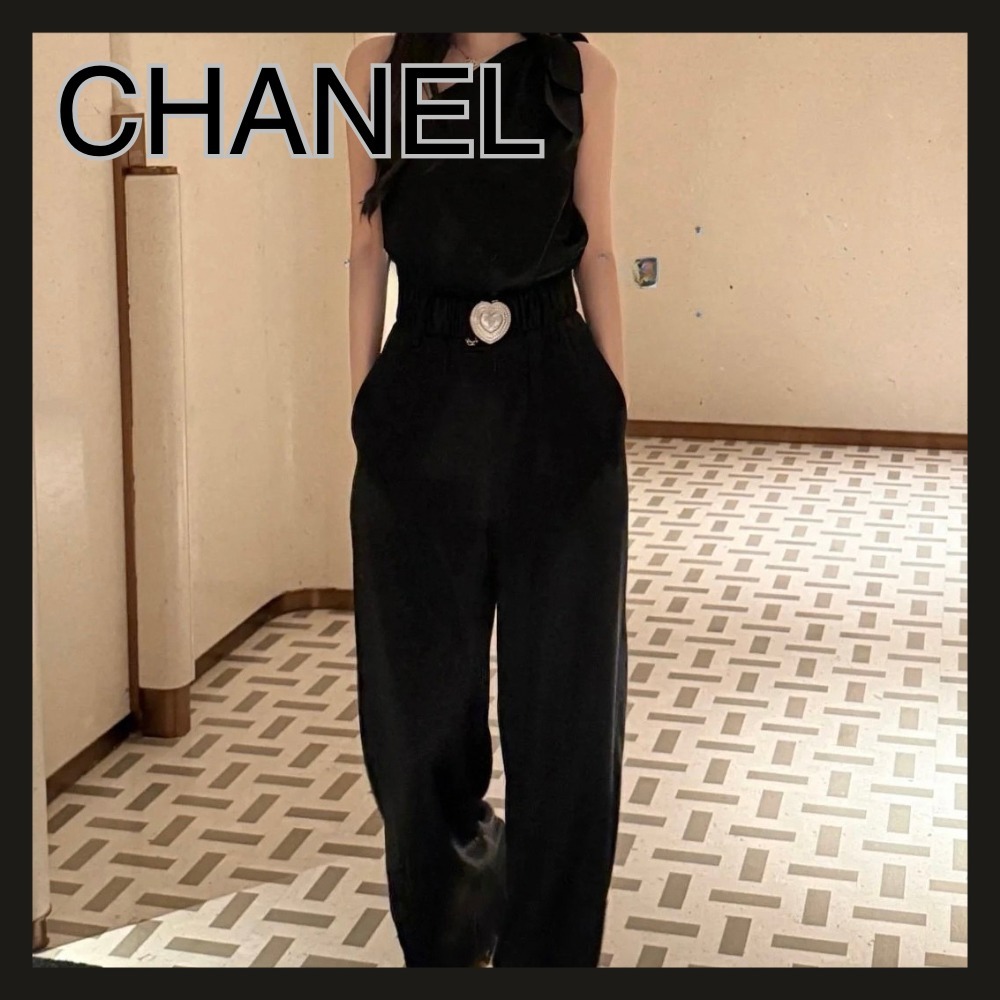 【どんなコーデにも合わせやすい】CHANEL ブラックロングパンツ