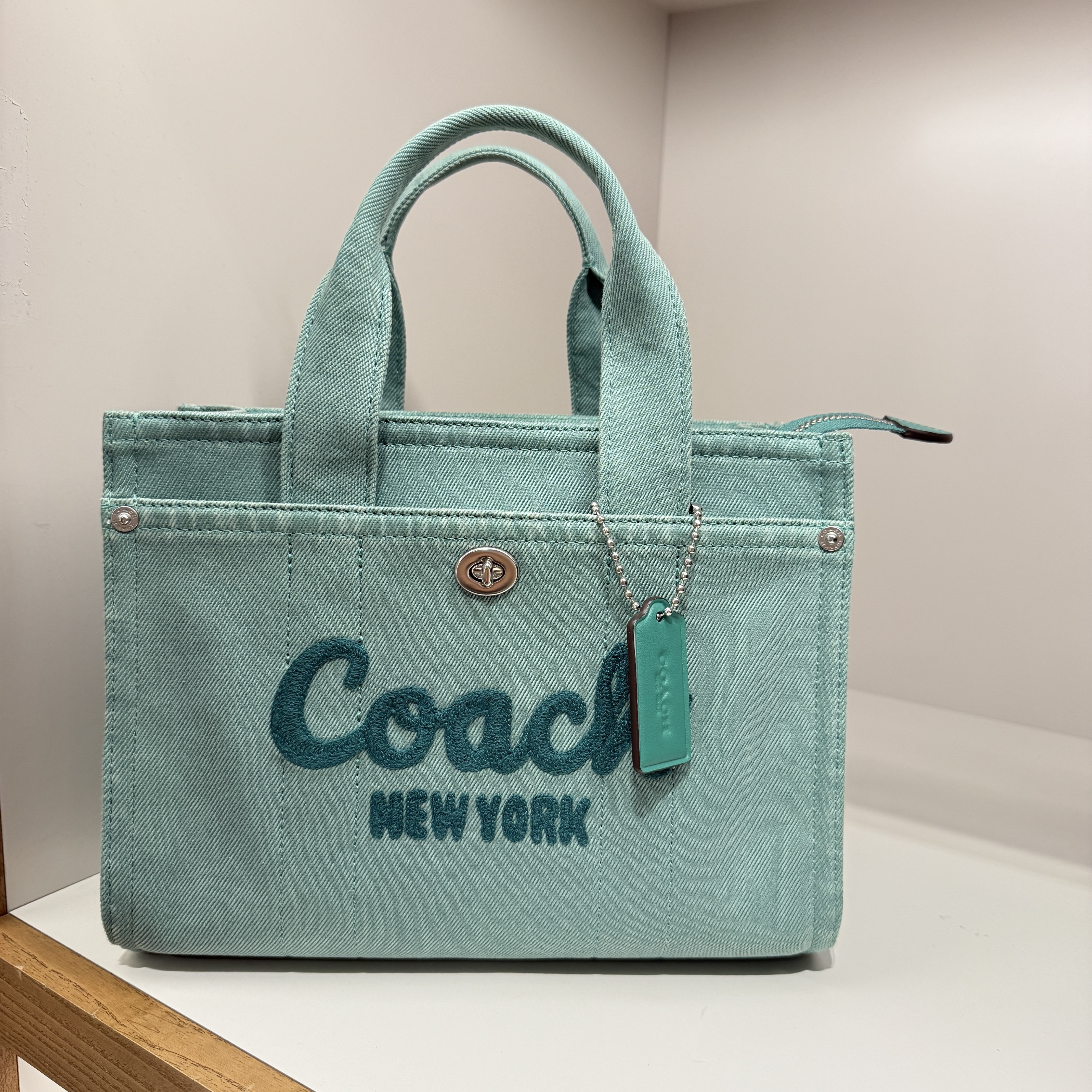 Coach カーゴ トート バッグ 26 CBG46