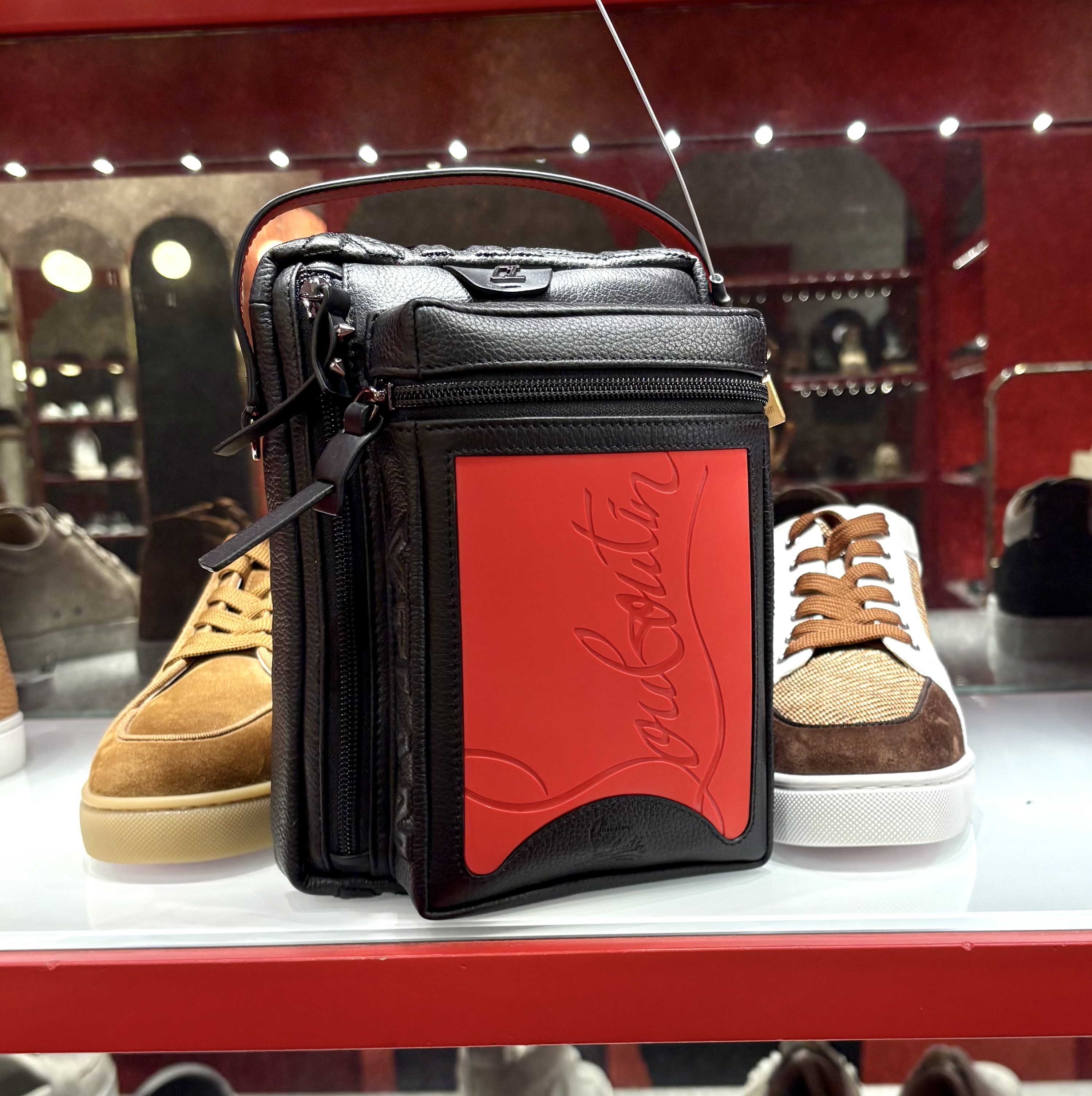 メンズバックショルダーバッグ LOUBIDEAL Christian Louboutin