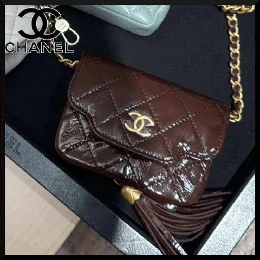 【都会派レディ】 CHANEL チェーン クラッチ バッグ