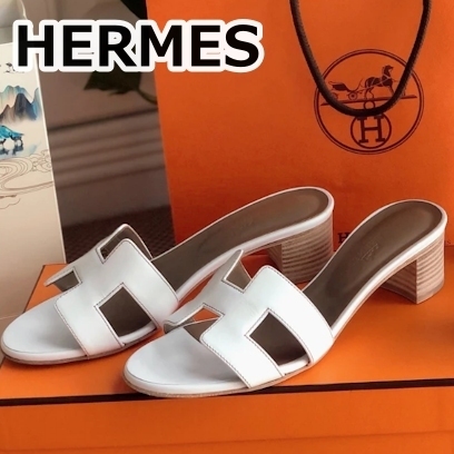 《HERMES》 エルメス オアシスサンダル 白