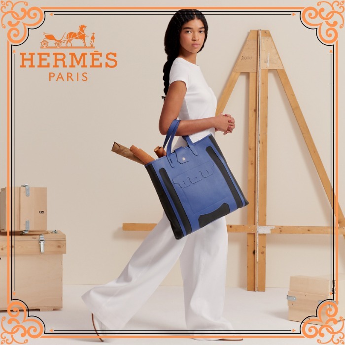 届くまでのお楽しみ♪【HERMES】ムッシュB カットアウトバッグ