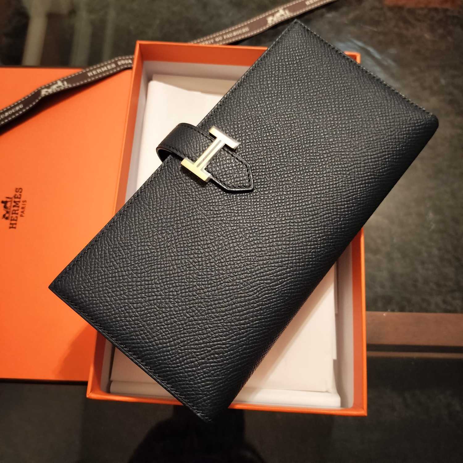 HERMES 在庫有 長財布《Bearn soufflet》ブルーインディゴ 直営