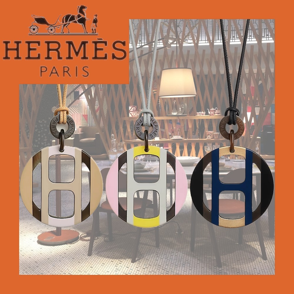 ☆首元をオシャレに♪☆ HERMES H Equipe ペンダント