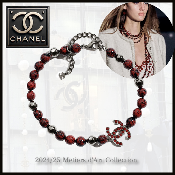 【深紅の輝きが視線を奪う】CHANEL ネックレス レッドビーズ